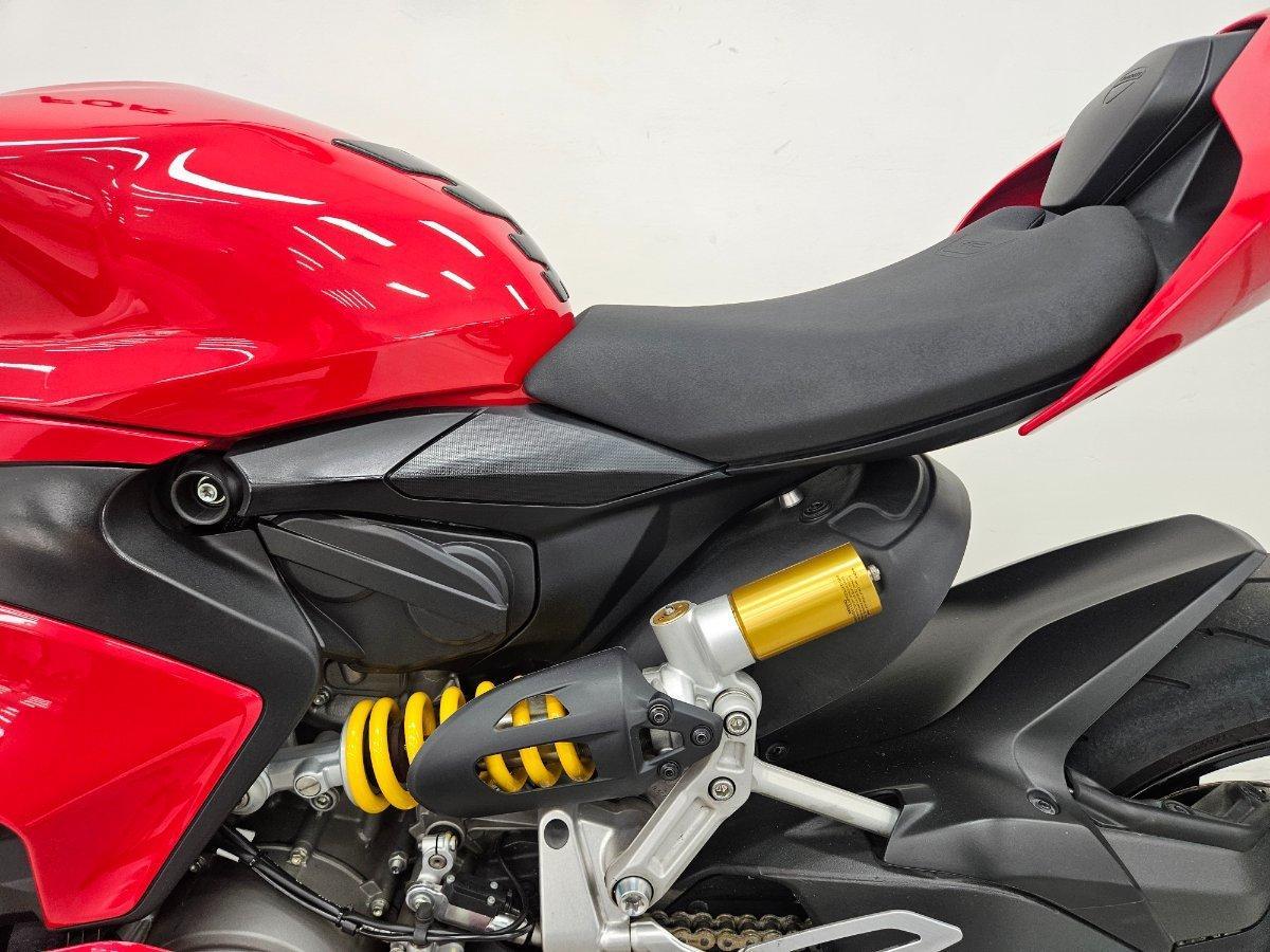 2023 DUCATI PANIGALE V2 SPORTS