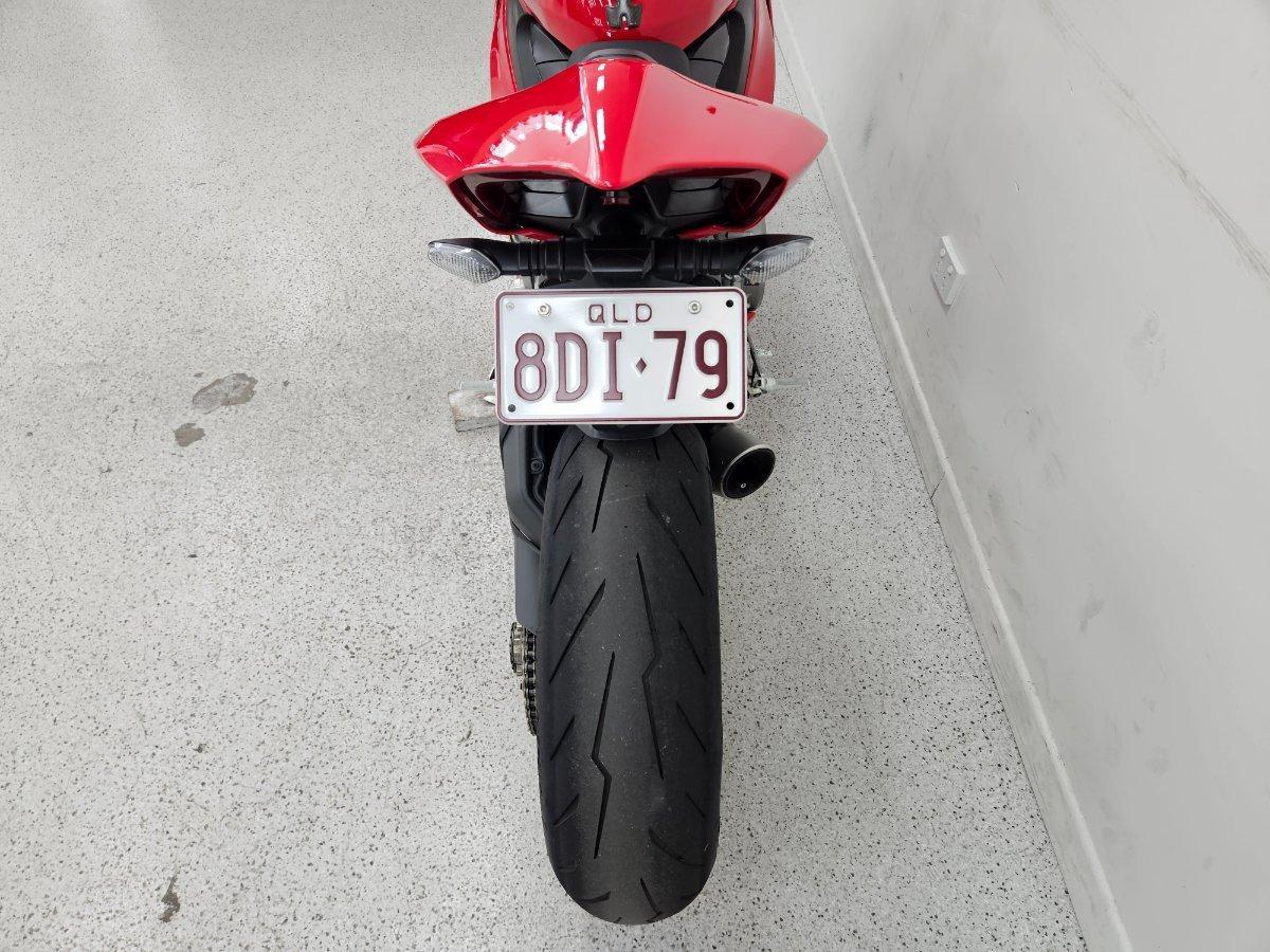 2023 DUCATI PANIGALE V2 SPORTS