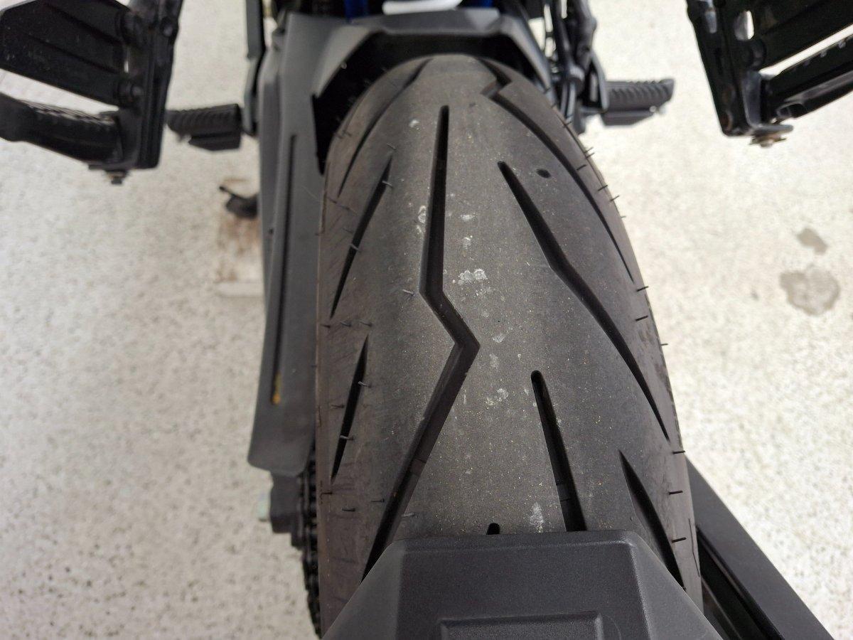 2022 CFMOTO 300 NK ABS ROAD