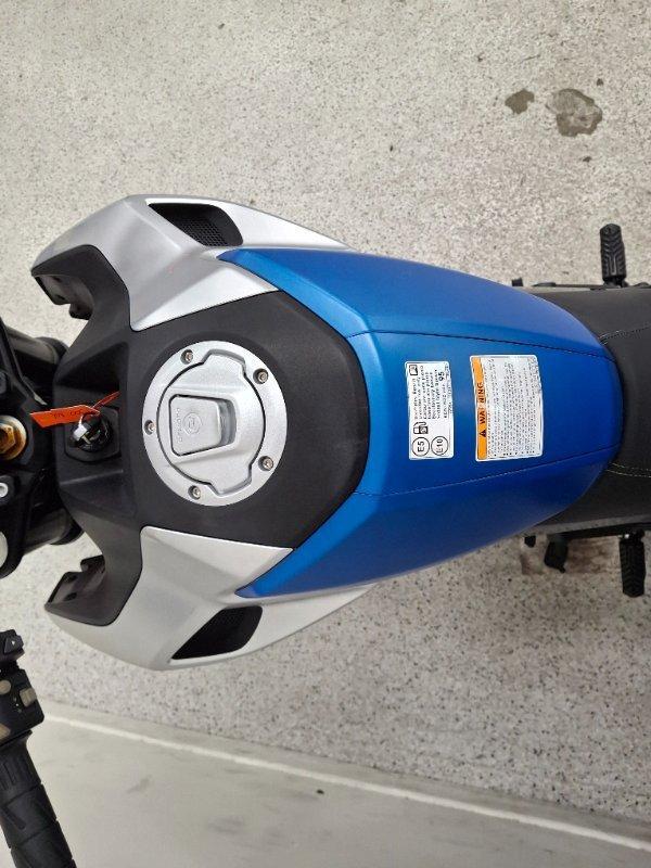 2022 CFMOTO 300 NK ABS ROAD
