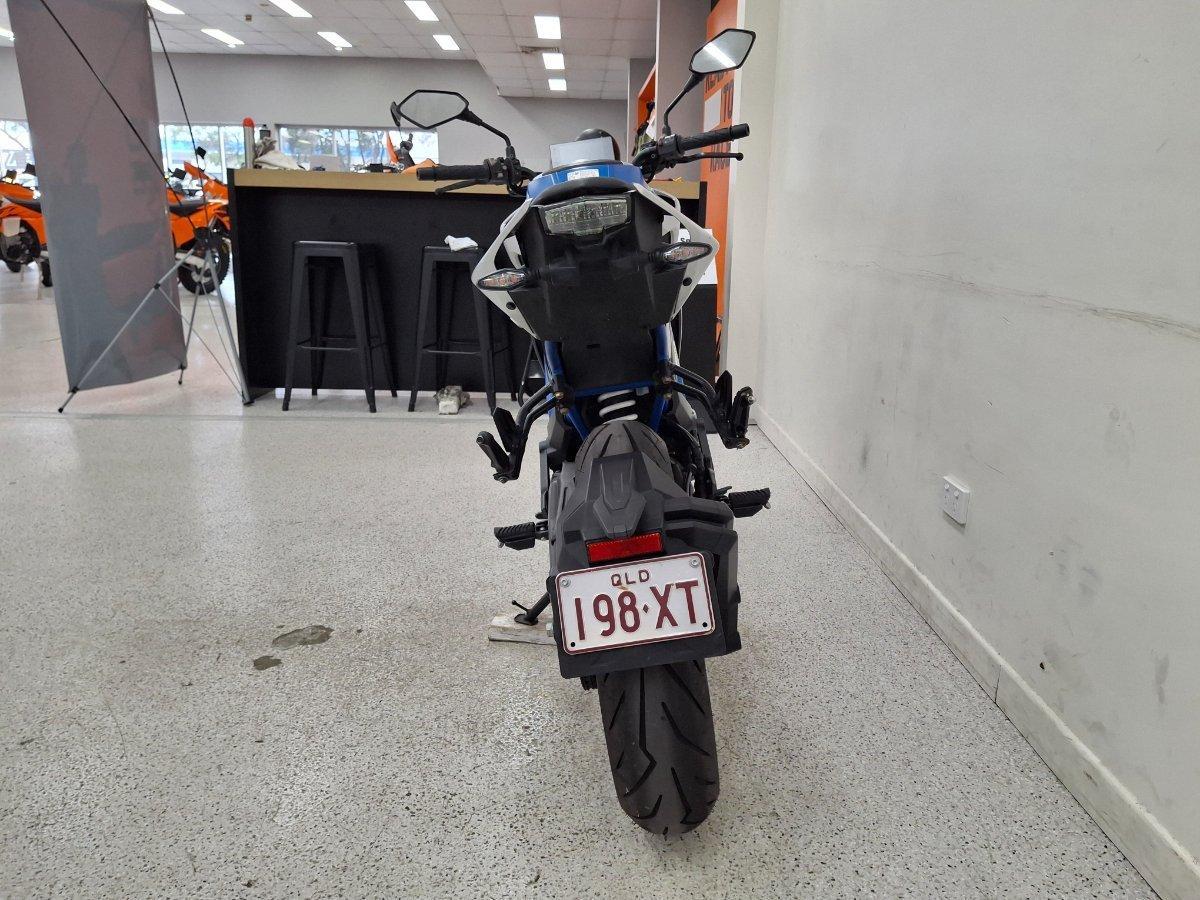 2022 CFMOTO 300 NK ABS ROAD