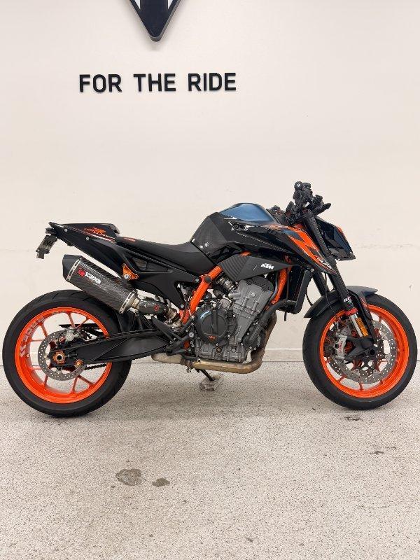 2023 KTM 890 DUKE R ROAD