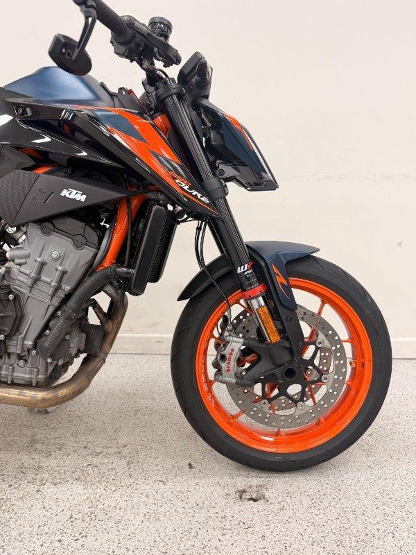 2023 KTM 890 DUKE R ROAD