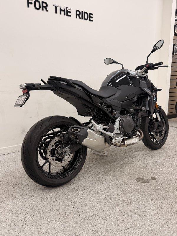 2024 BMW F 900 R ROAD