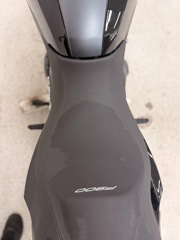 2024 BMW F 900 R ROAD