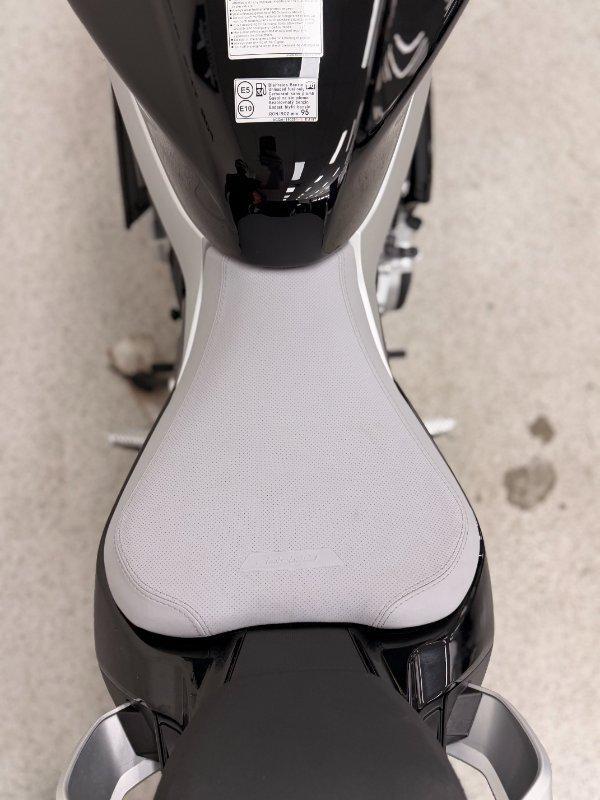 2025 CF MOTO 675 SR-R SPORTS