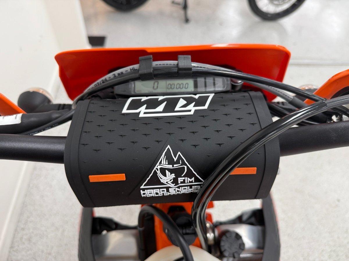 2026 KTM 300 EXC CHAMPIONS EDITION ENDURO