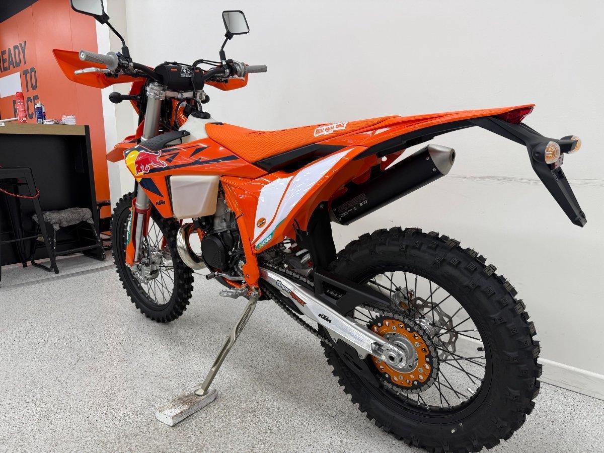 2026 KTM 300 EXC CHAMPIONS EDITION ENDURO