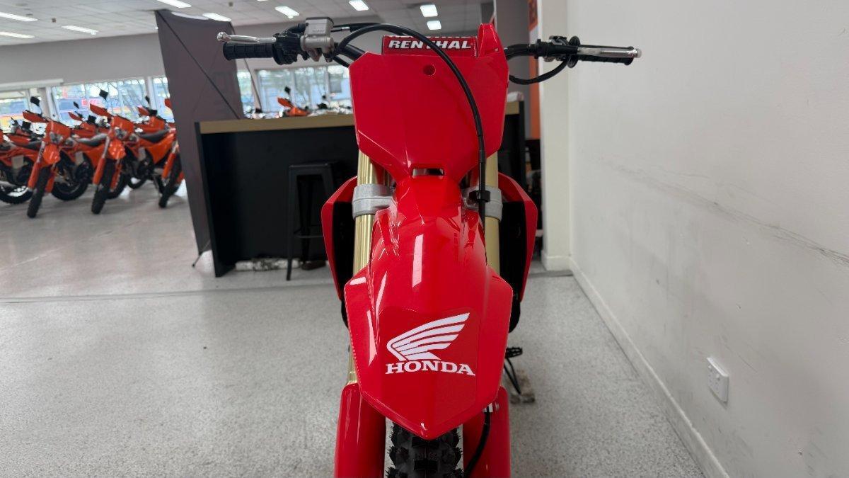 2025 HONDA CRF250R MOTOCROSS