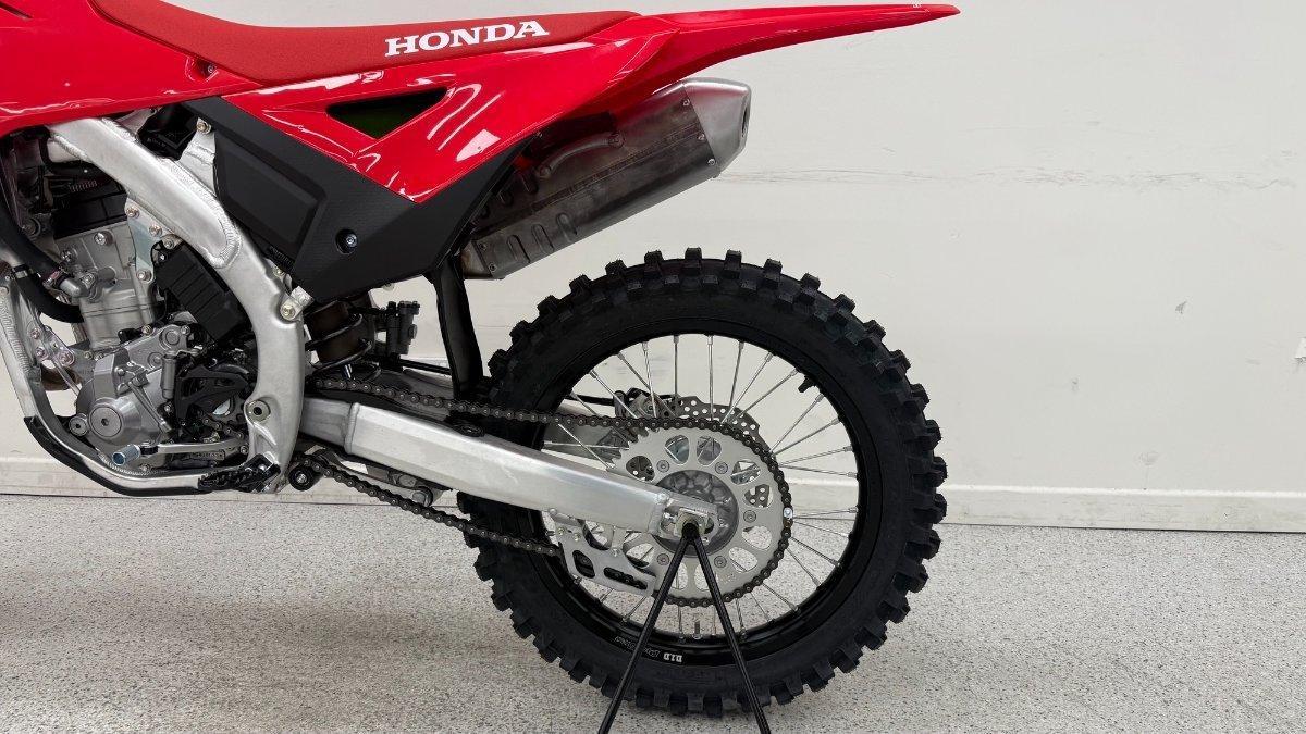 2025 HONDA CRF250R MOTOCROSS