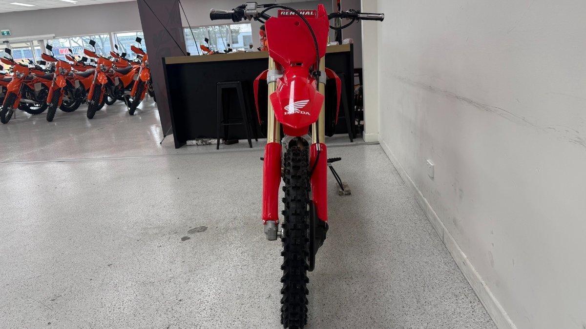 2025 HONDA CRF250R MOTOCROSS