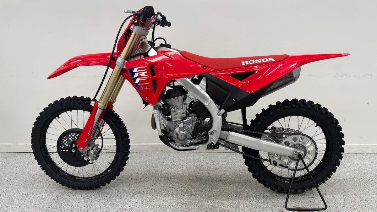 2025 HONDA CRF250R MOTOCROSS