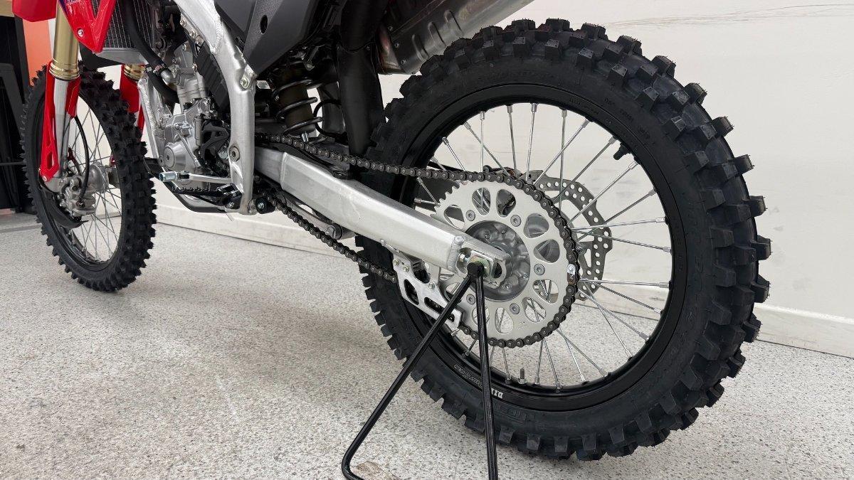 2025 HONDA CRF250R MOTOCROSS