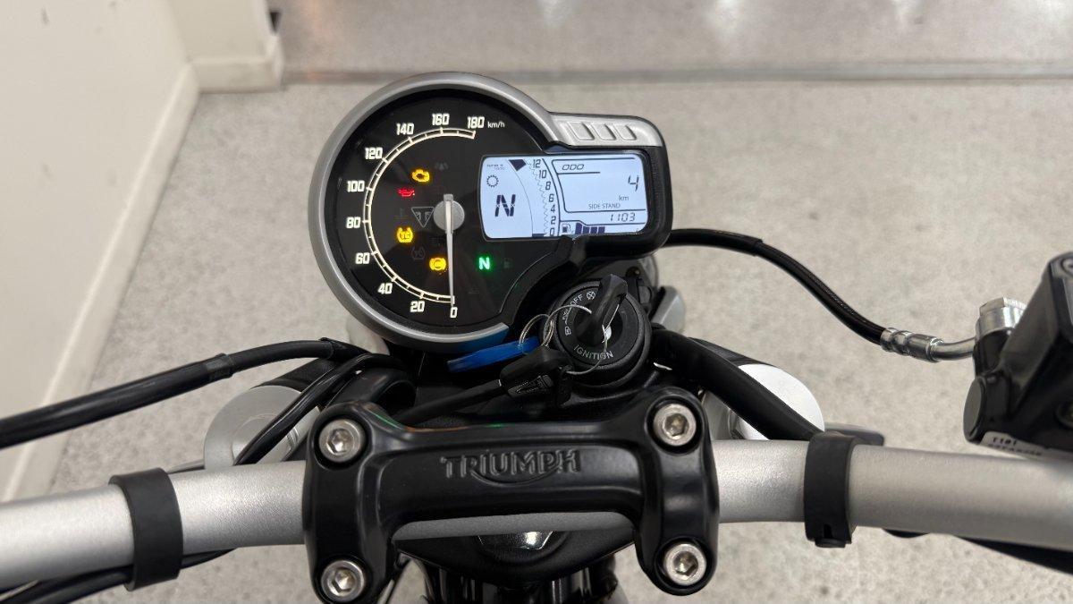2026 TRIUMPH SPEED 400 ROAD