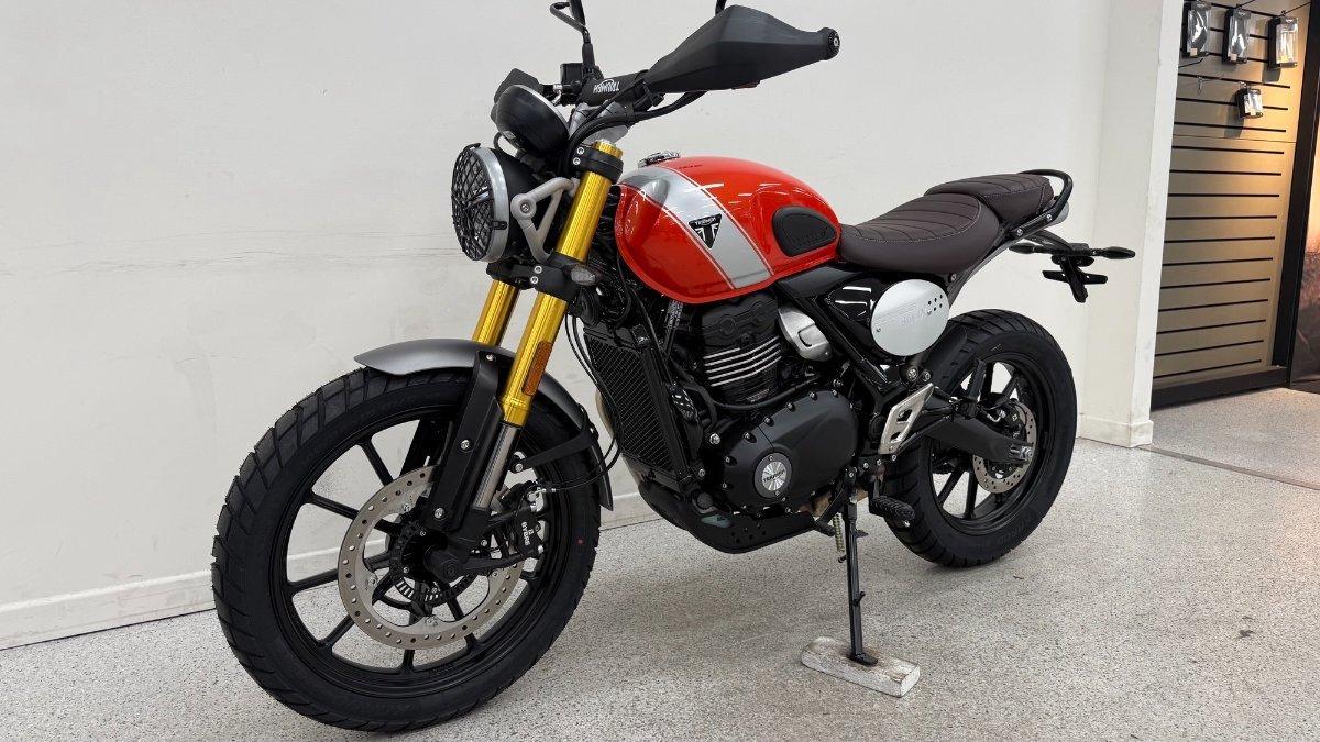 2026 TRIUMPH SCRAMBLER 400 XC ROAD