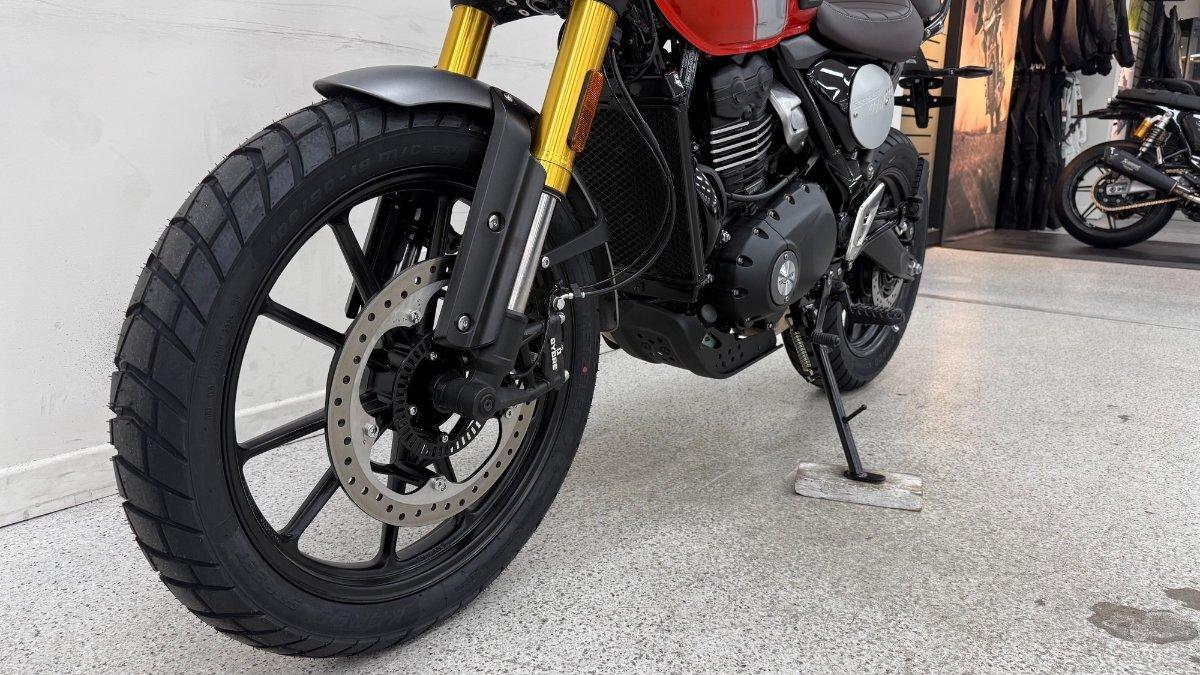 2026 TRIUMPH SCRAMBLER 400 XC ROAD