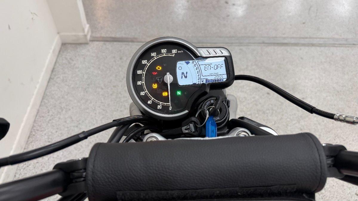 2026 TRIUMPH SCRAMBLER 400 XC ROAD