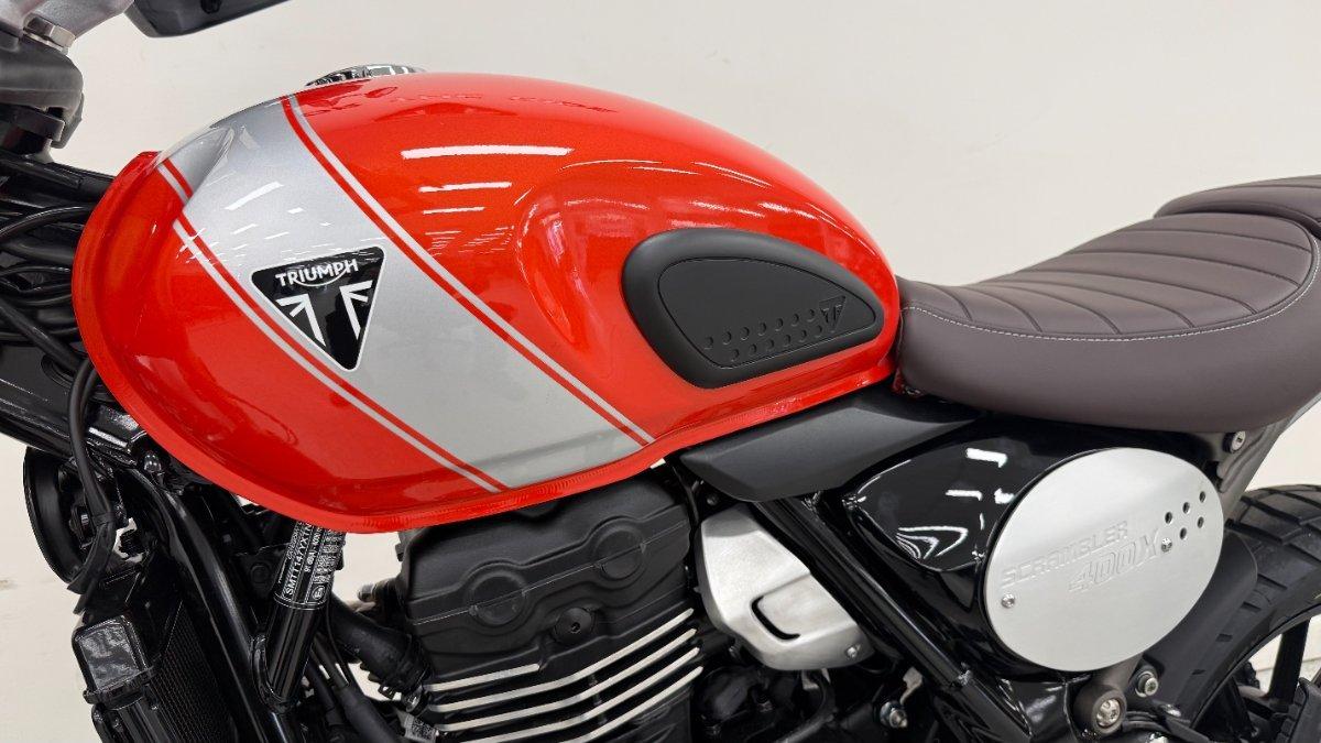 2026 TRIUMPH SCRAMBLER 400 XC ROAD