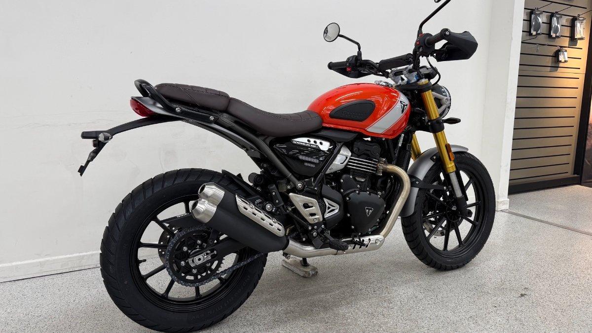 2026 TRIUMPH SCRAMBLER 400 XC ROAD