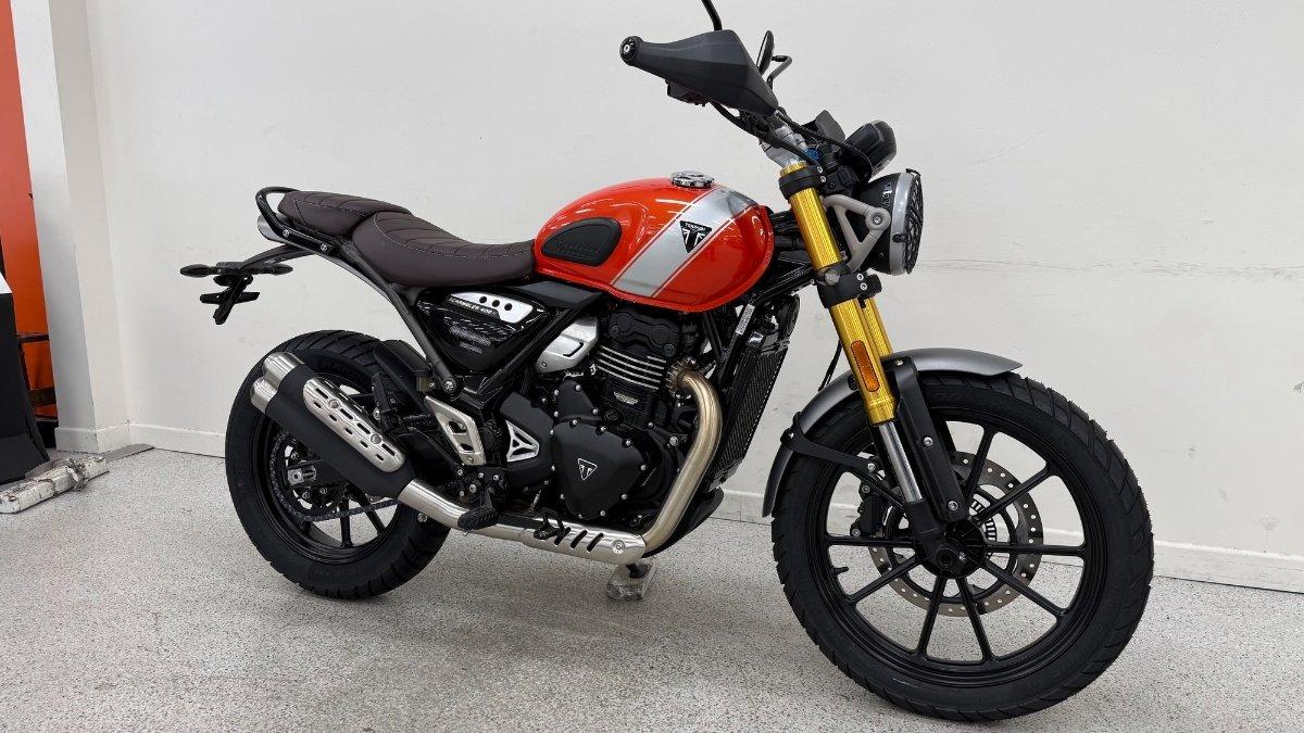 2026 TRIUMPH SCRAMBLER 400 XC ROAD