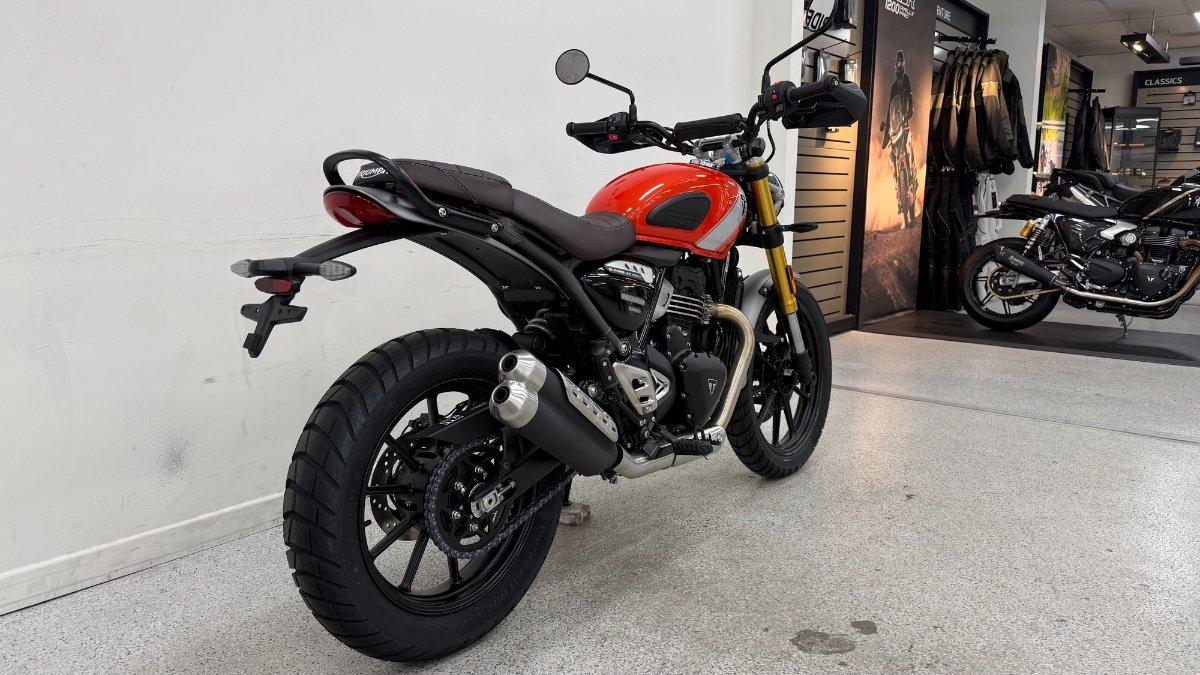 2026 TRIUMPH SCRAMBLER 400 XC ROAD