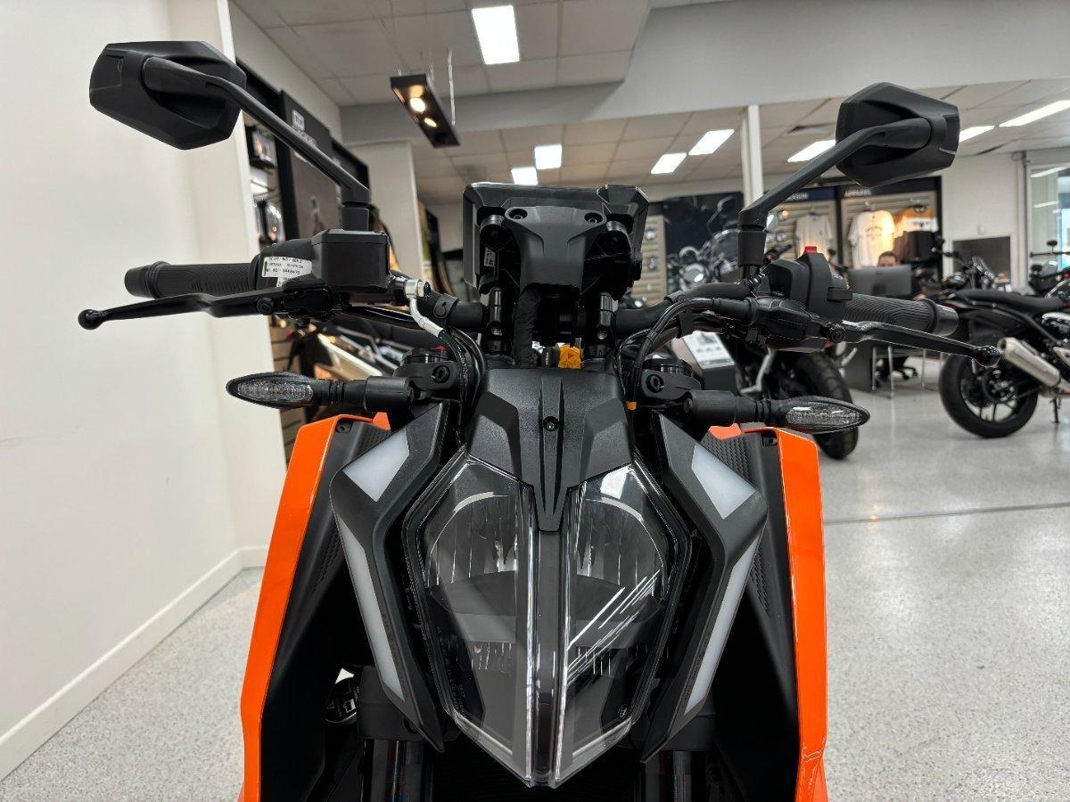2025 KTM 390 DUKE ROAD