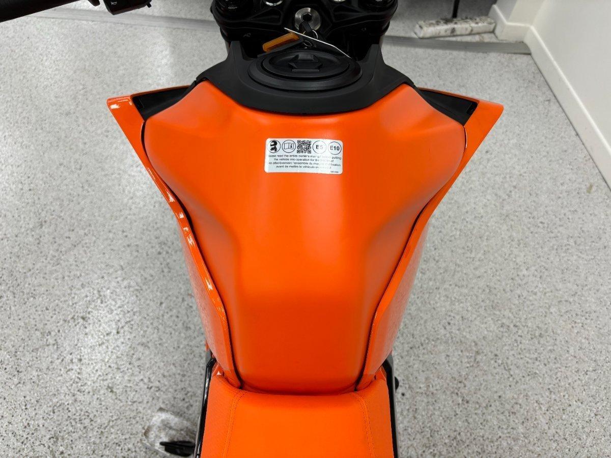 2025 KTM 390 DUKE ROAD