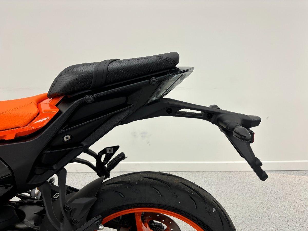 2025 KTM 390 DUKE ROAD