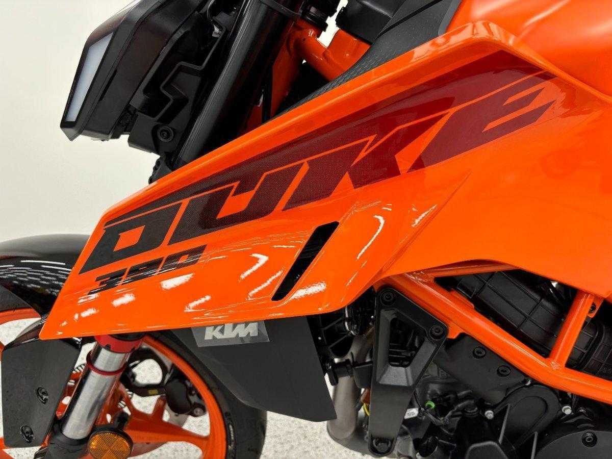 2025 KTM 390 DUKE ROAD