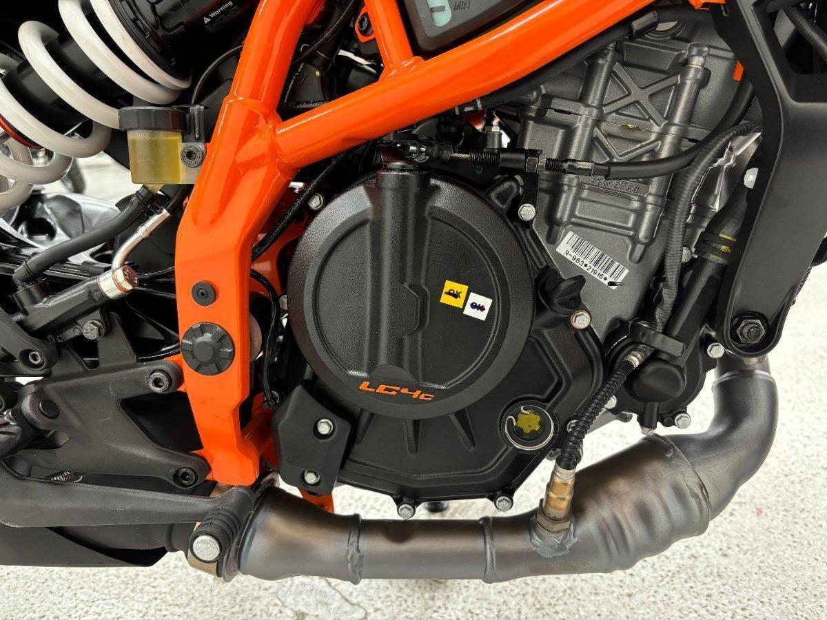 2025 KTM 390 DUKE ROAD