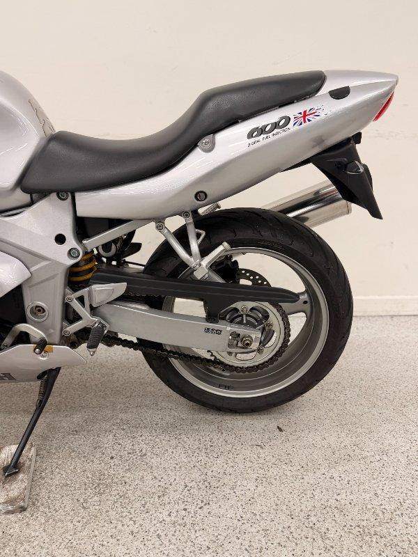 2003 TRIUMPH TT600 SPORTS