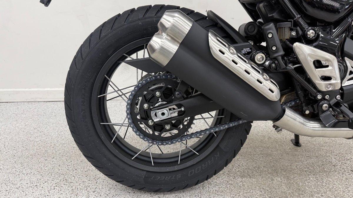 2025 TRIUMPH SCRAMBLER 400 XC ROAD