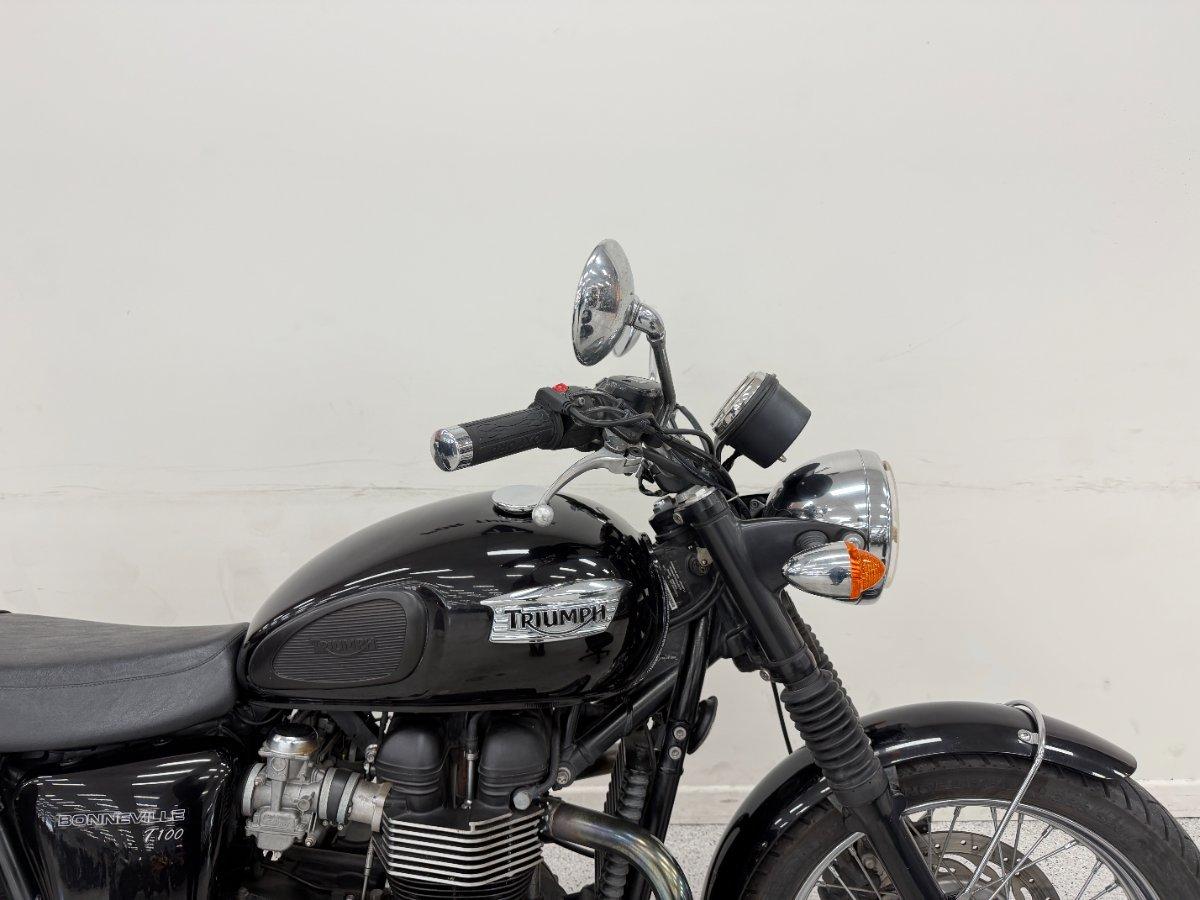 2013 TRIUMPH BONNEVILLE T100 ROAD