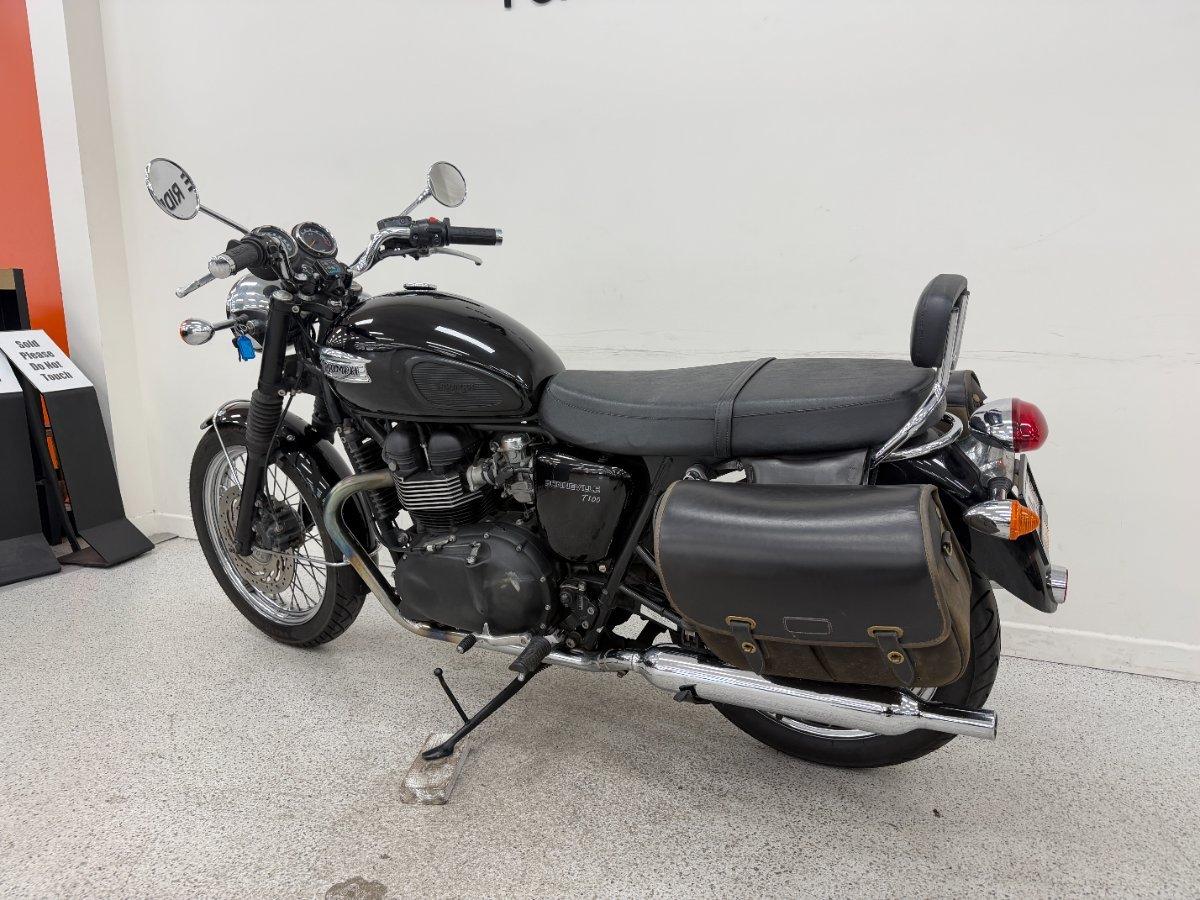 2013 TRIUMPH BONNEVILLE T100 ROAD