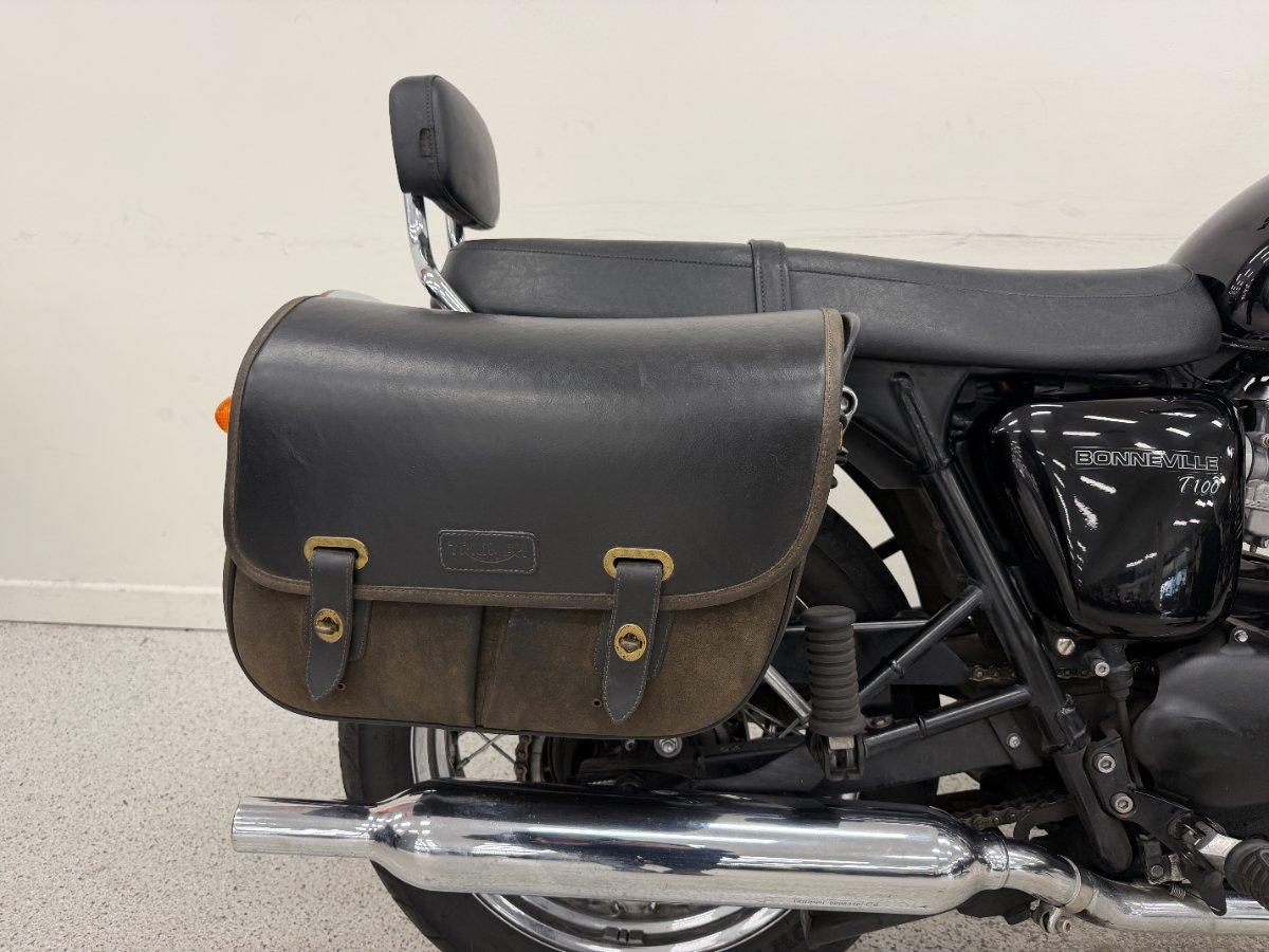2013 TRIUMPH BONNEVILLE T100 ROAD