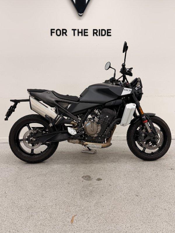 2024 HUSQVARNA SVARTPILEN 801 ROAD