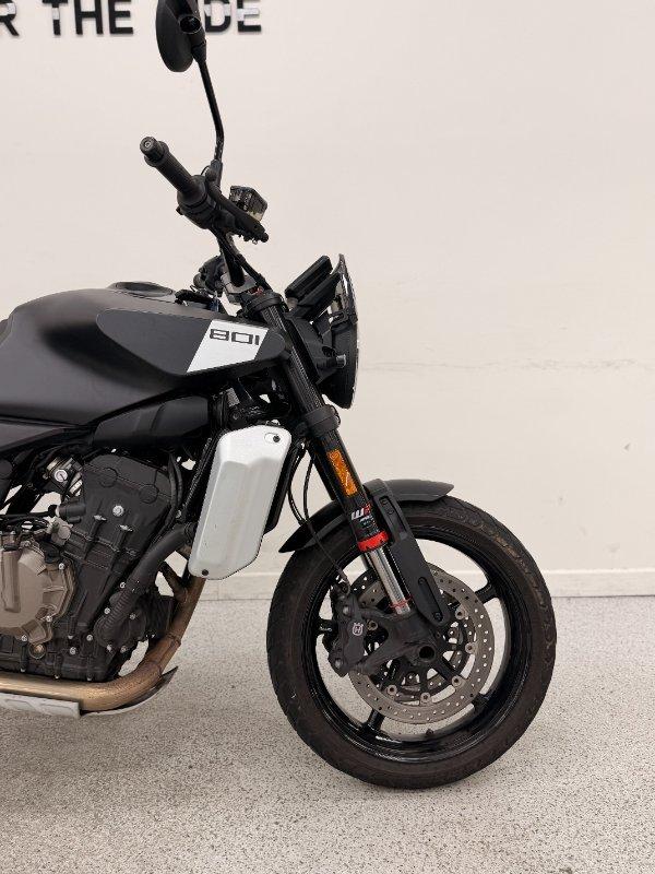 2024 HUSQVARNA SVARTPILEN 801 ROAD