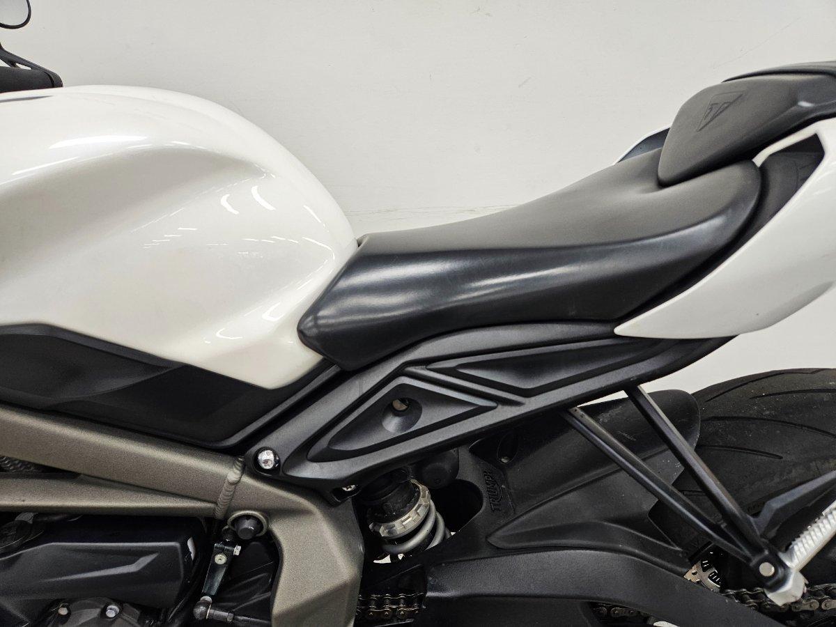2022 TRIUMPH STREET TRIPLE S 660 LAMS ROAD