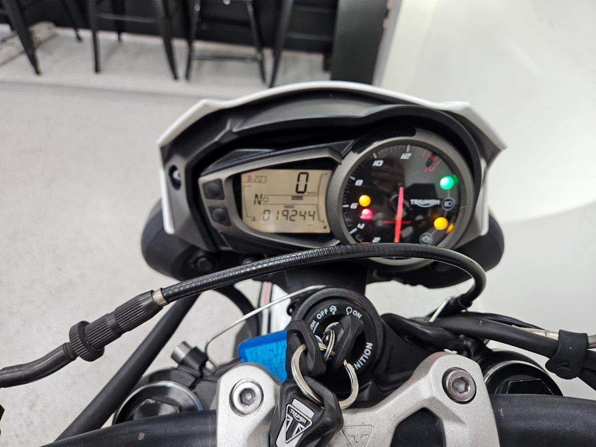 2022 TRIUMPH STREET TRIPLE S 660 LAMS ROAD