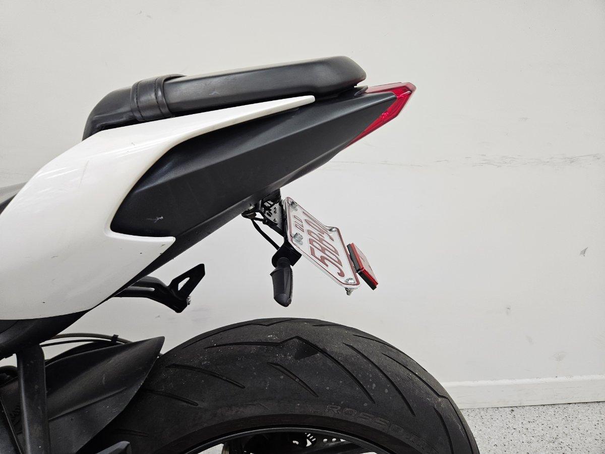 2022 TRIUMPH STREET TRIPLE S 660 LAMS ROAD