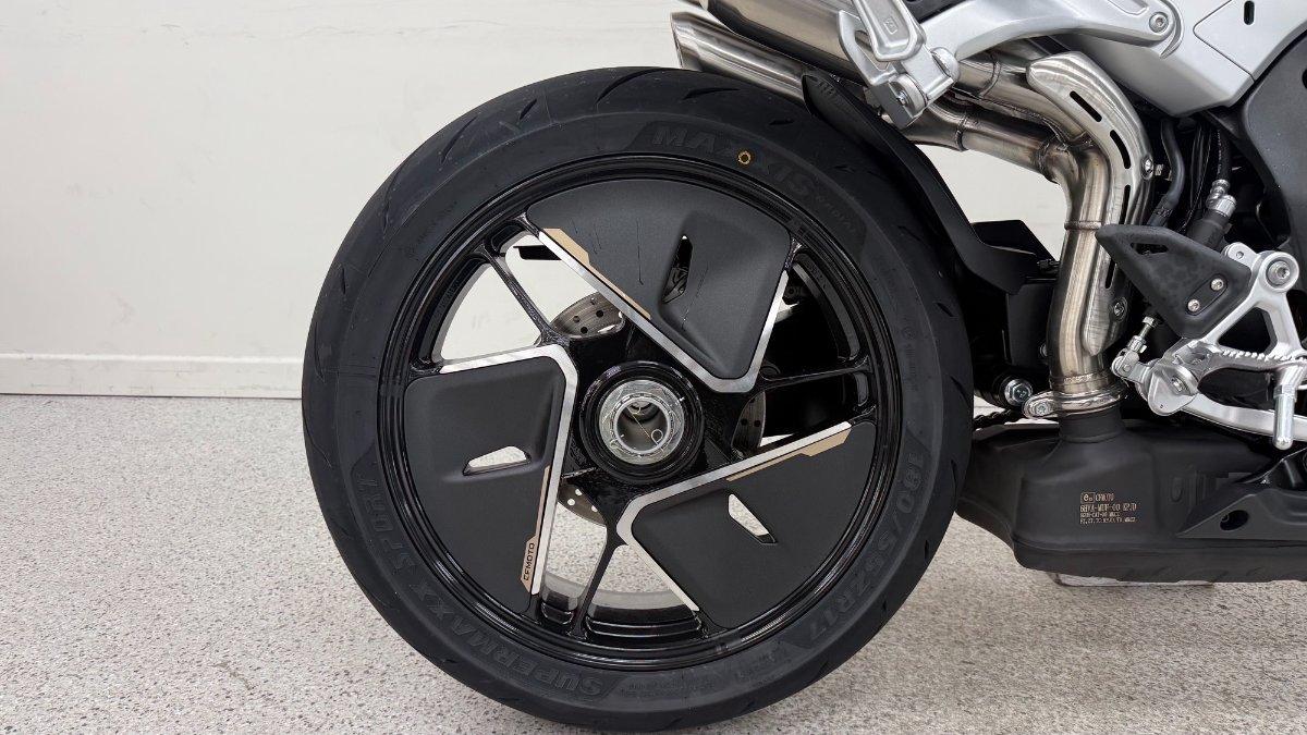 2026 CFMOTO 750 SR-S SPORTS