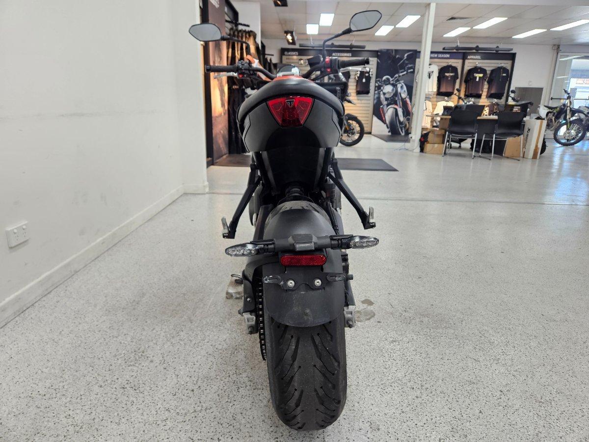 2023 TRIUMPH TRIDENT 660 ROAD
