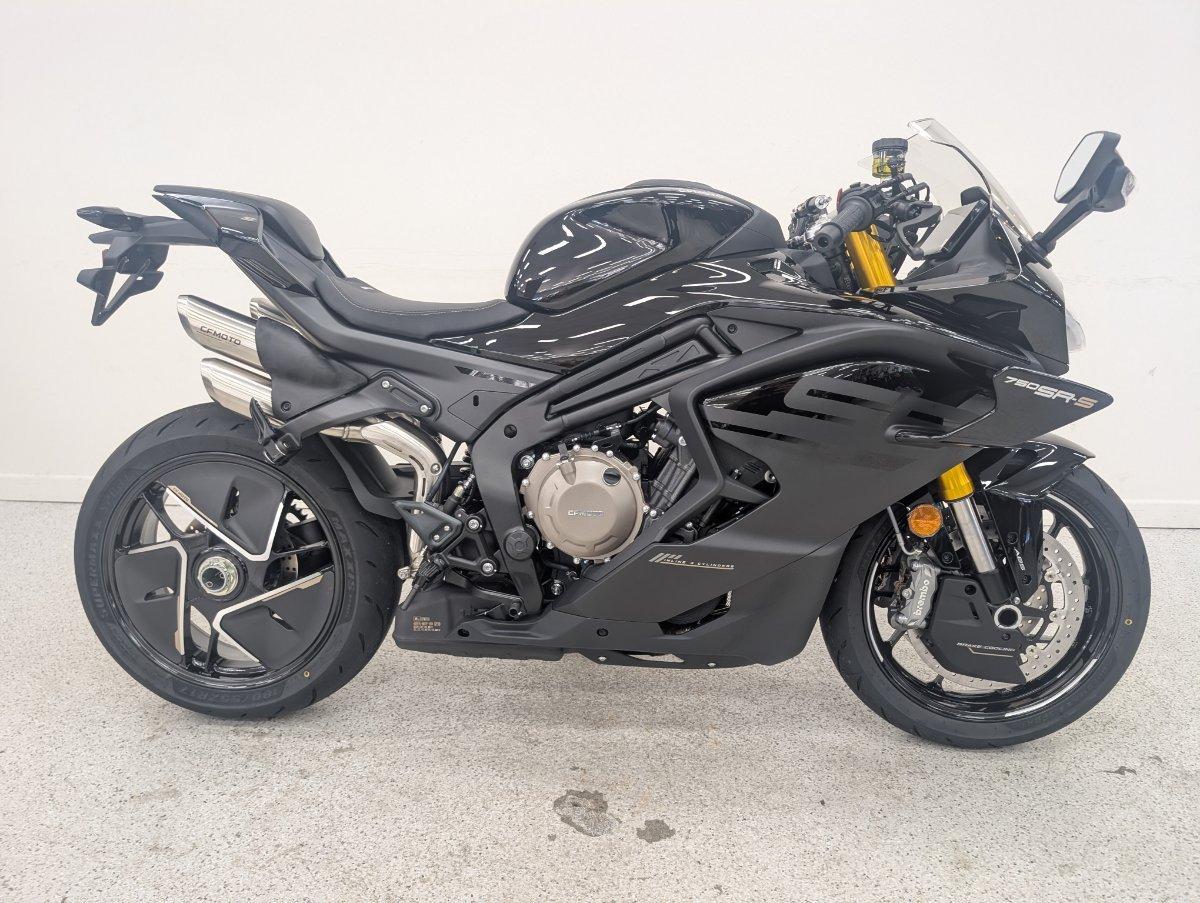 2026 CFMOTO 750 SR-S SPORTS