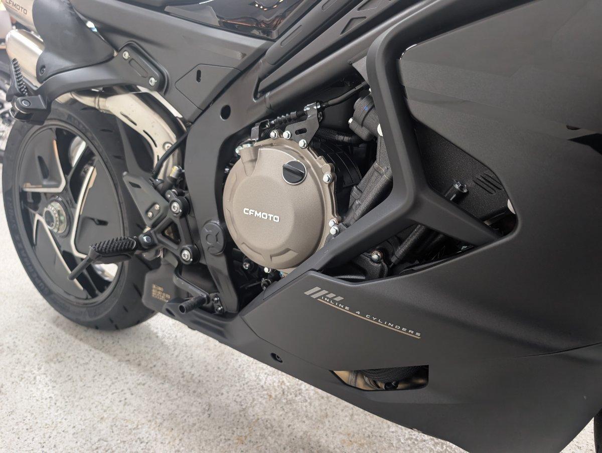 2026 CFMOTO 750 SR-S SPORTS