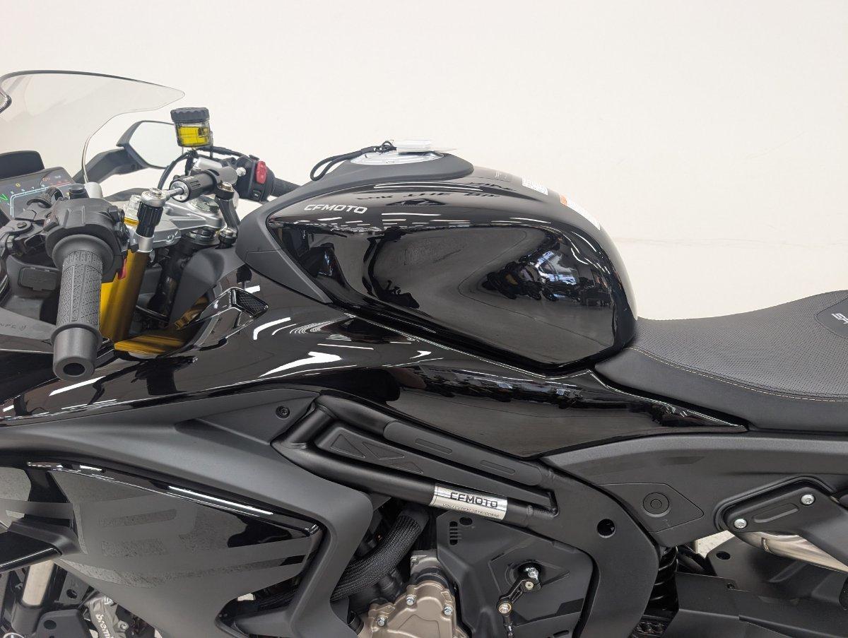 2026 CFMOTO 750 SR-S SPORTS