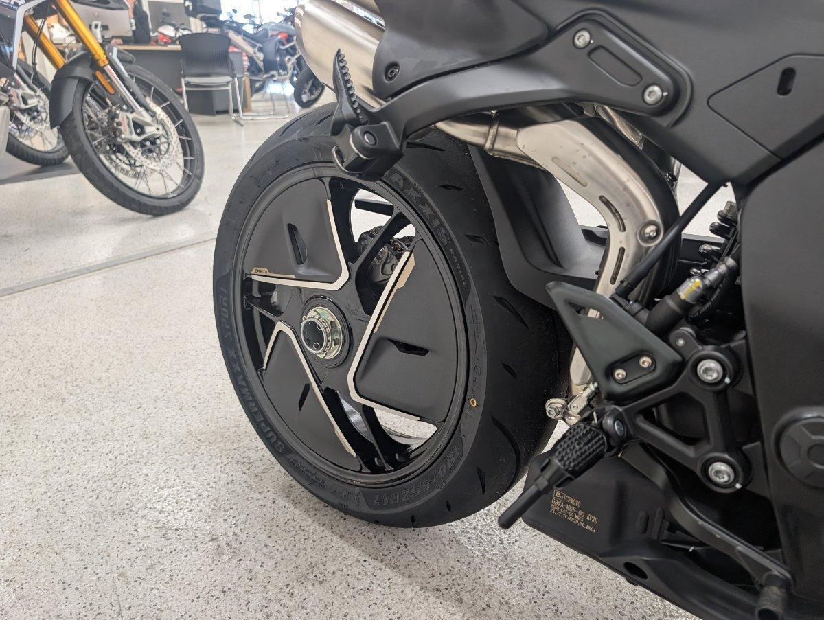 2026 CFMOTO 750 SR-S SPORTS