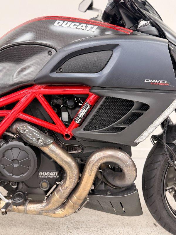 2012 DUCATI DIAVEL CARBON CRUISER