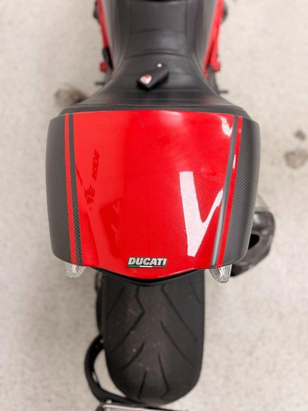 2012 DUCATI DIAVEL CARBON CRUISER