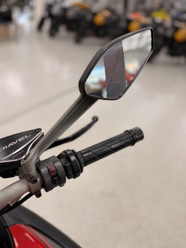 2012 DUCATI DIAVEL CARBON CRUISER