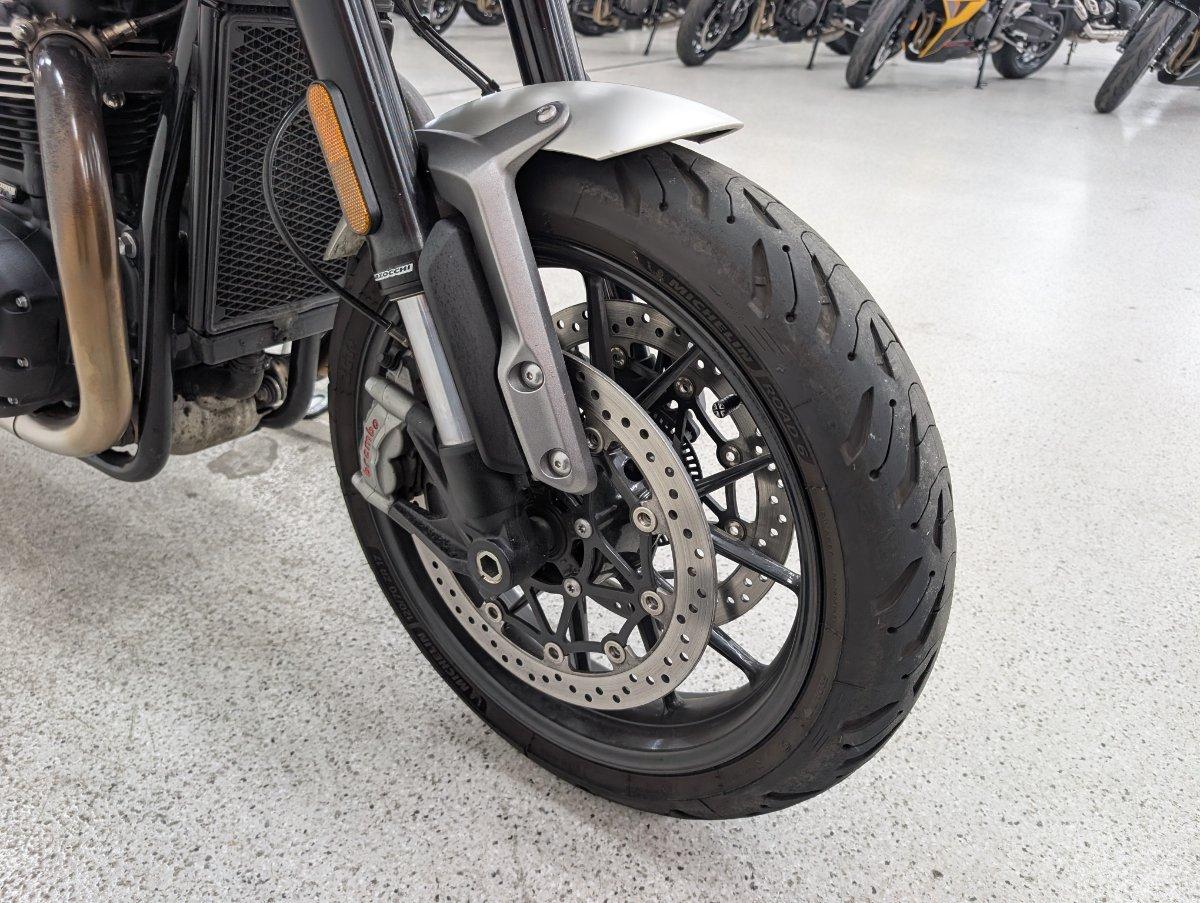 2024 TRIUMPH SPEED TWIN 1200 ROAD